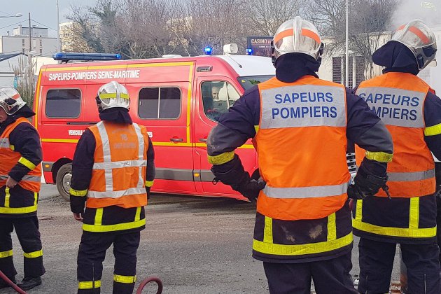 Rouxmesnil-Bouteilles. Incendie dans deux maisons de Seine-Maritime