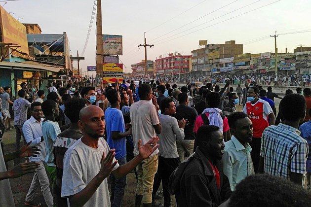 Soudan: la police disperse des manifestants marchant vers la présidence