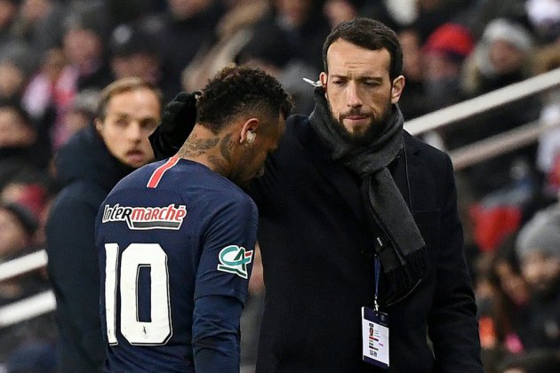 Paris SG: le retour de Neymar, blessé, attendu "dans un délai de dix semaines" (club)