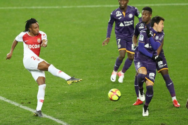 Ligue 1: Monaco sort de la zone rouge, Amiens fait le chemin inverse