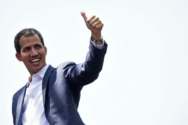 La France reconnaît Juan Guaido comme "président en charge" du Venezuela