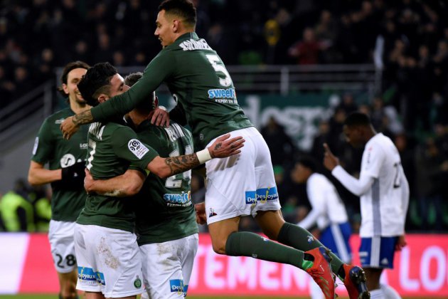 Ligue 1: Saint-Etienne au pied du podium, Nantes gagne enfin