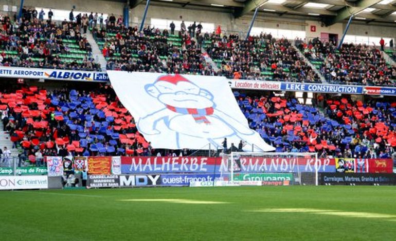 SM Caen : Cartes en main et Lorient à venir... 