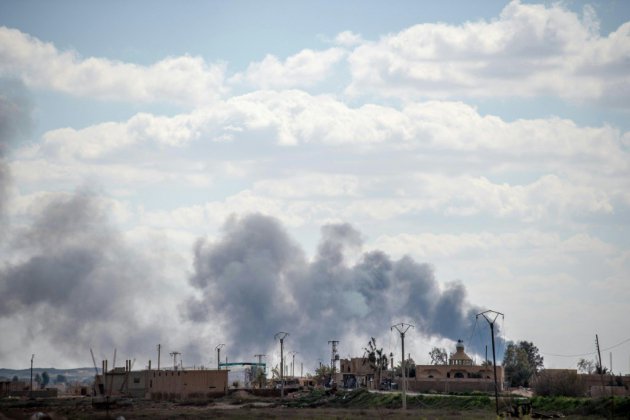 Déluge de feu sur la dernière poche de l'EI en Syrie