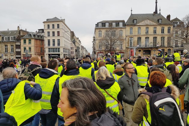 Rouen. Agression d'une équipe de LCI à Rouen : six personnes en garde à vue