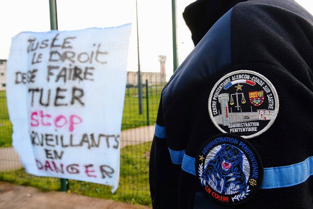 Quatrième jour de blocage à la prison de Condé-sur-Sarthe