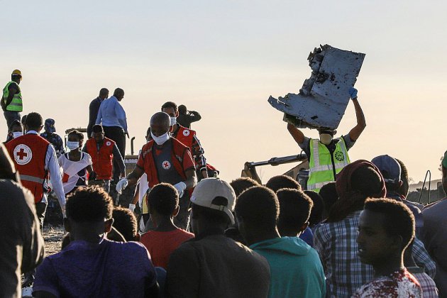 Crash en Ethiopie: l'enquête se poursuit, jour de deuil à Addis et Nairobi