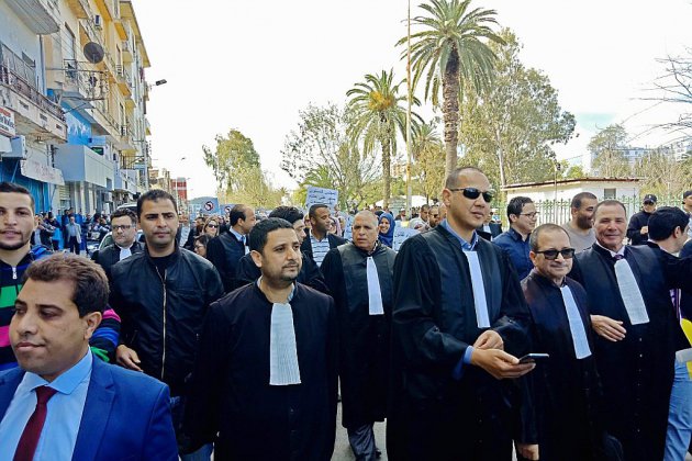 L'Algérie toujours mobilisée au lendemain du retour de Bouteflika