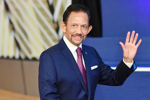 Brunei: entrée en vigueur de la charia, le sultan appelle à "renforcer" l'islam