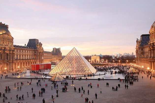 Hors Normandie. Passez une nuit insolite au musée du Louvre !