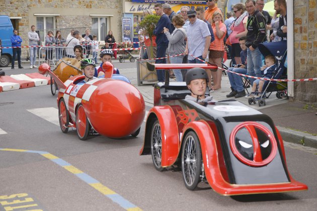 Saint-Lô. Le lycée Curie-Corot ressuscite la course de voiture à pédales à Saint-Lô