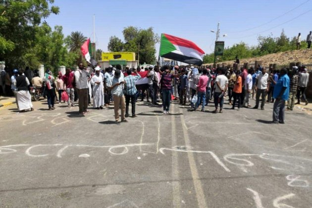 Soudan: les manifestants veulent discuter avec l'armée d'une transition