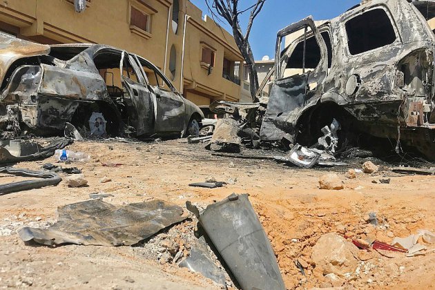 Libye: la communauté internationale divisée, des roquettes sur la capitale