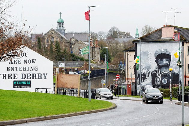 Irlande du Nord: une femme tuée lors d'affrontements à Londonderry