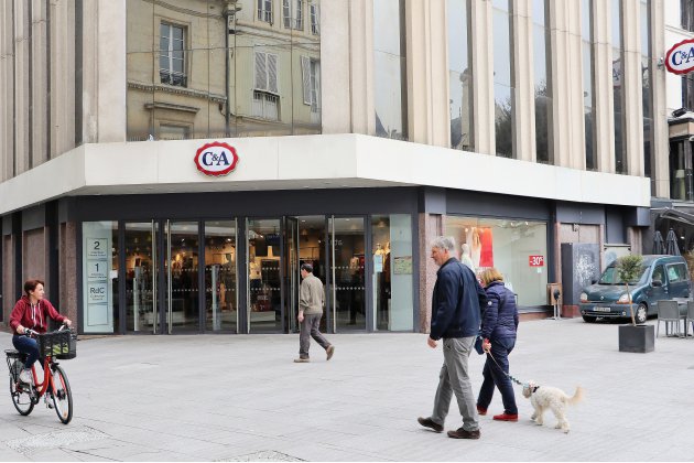 Caen. Fermetures chez C&A : 12 salariés menacés à Caen