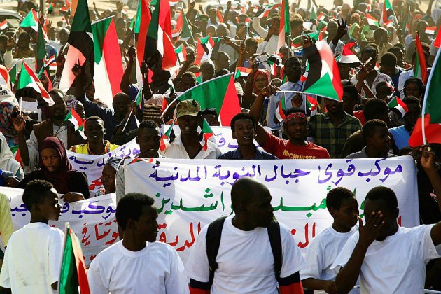 Grande manifestation prévue à Khartoum pour maintenir la pression sur les militaires