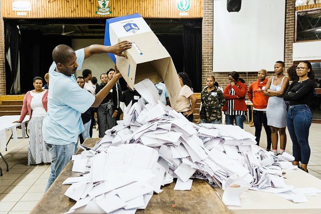 Afrique du Sud: l'ANC en tête des législatives selon des résultats partiels