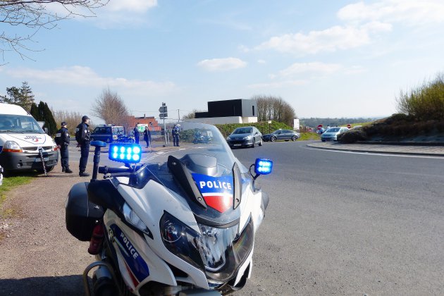 Cherbourg. 13 infractions relevées par la moto banalisée de la police à Cherbourg