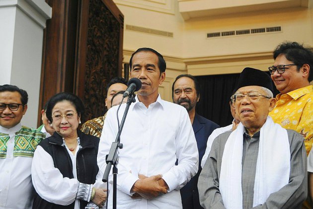Joko Widodo élu président d'Indonésie pour un second mandat