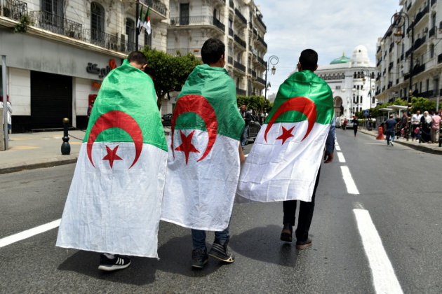 Algérie: confusion autour de la tenue de la présidentielle