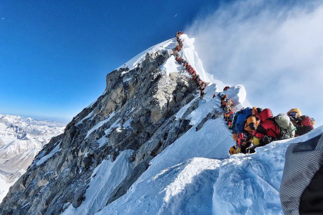 Photo. Incroyable embouteillage sur l'Everest