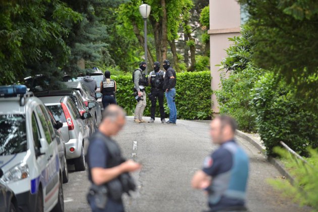 Attentat de Lyon: le suspect a reconnu avoir conçu le colis piégé