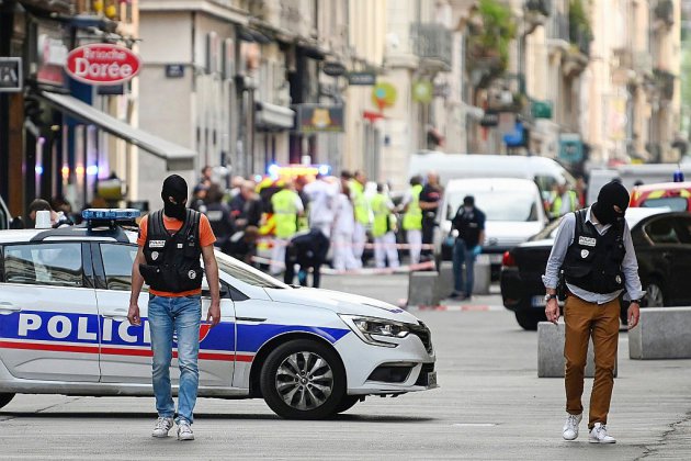 Attentat à Lyon: le suspect va être présenté à un juge antiterroriste en vue d'une mise en examen (procureur de Paris)
