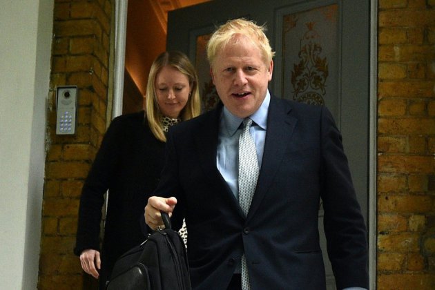 Election du chef des conservateurs britanniques: Boris Johnson largement en tête du premier tour