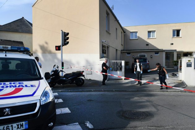 Mosquée de Brest: 2 blessés dont l'imam, le tireur retrouvé mort