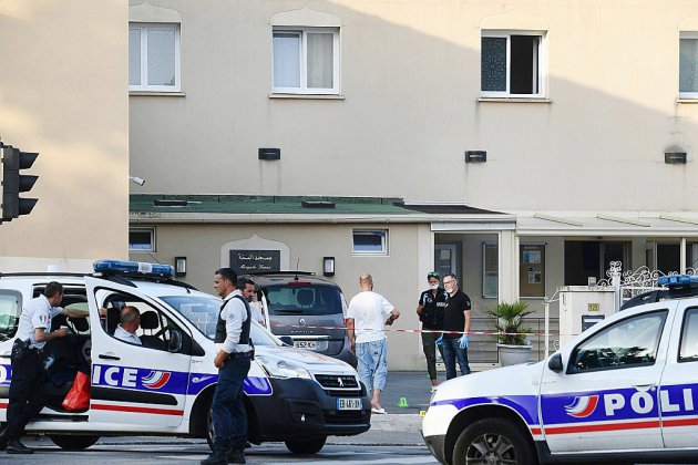 Tirs devant la mosquée de Brest: la thèse de l'attentat écartée