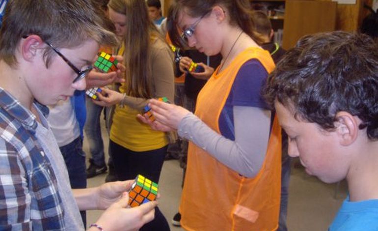 Rubik's Cube: Gacé à nouveau champion de France