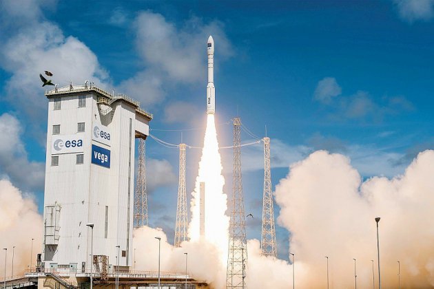 Premier échec du lancement de Vega, la petite fusée européenne