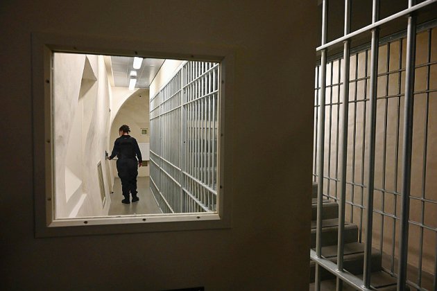 Les premiers détenus radicalisés sont arrivés à la prison de la Santé