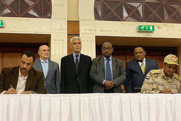 Après 30 ans, le Soudan fait un pas "crucial" vers la démocratie
