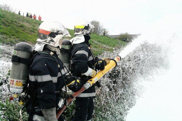 Isigny-sur-Mer. Calvados : une usine désaffectée prend feu à Isigny-sur-Mer