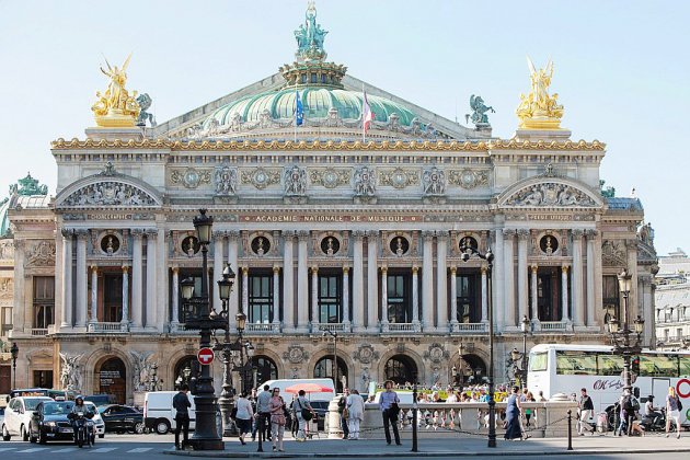 Opéra, CNC... Macron imprime sa marque sur le monde de la culture
