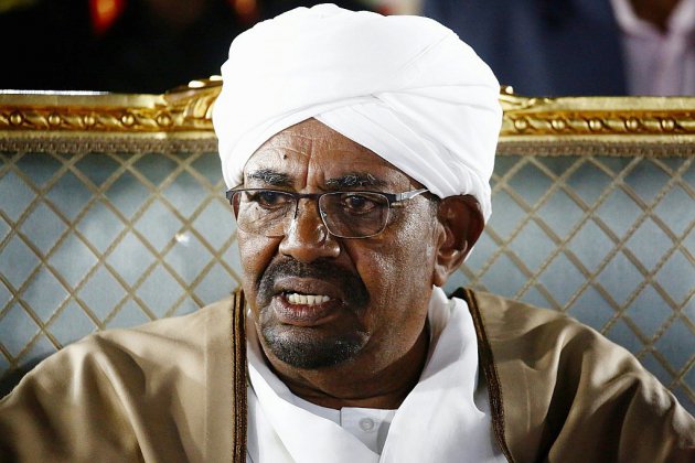 Soudan: le procès pour corruption de l'ex-président Béchir s'ouvrira le 17 août, annonce un de ses avocats