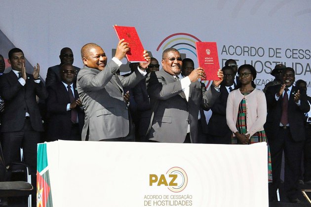 Mozambique: la Renamo a signé un accord de paix historique