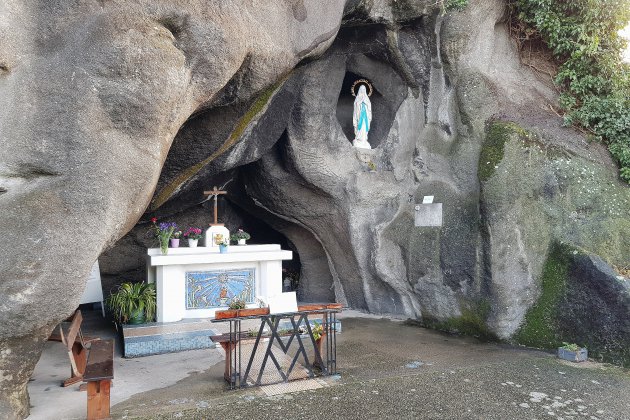 La Pernelle. 15 août : des répliques de la grotte de Lourdes en Normandie
