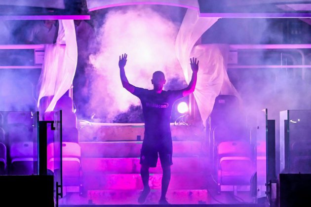 Italie: La Fiorentina offre un accueil de star à "Rocky Ribéry"