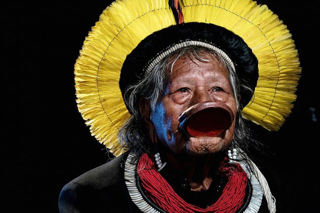 Amazonie: le chef indien Raoni veut le départ de Bolsonaro "le plus vite possible" (interview AFP)