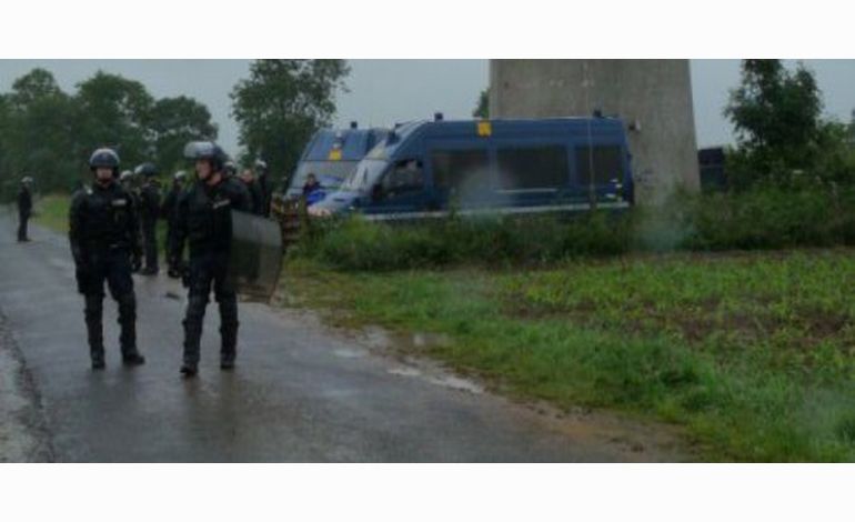 Journée de lutte contre la THT : 2 gendarmes et deux manifestants blessés