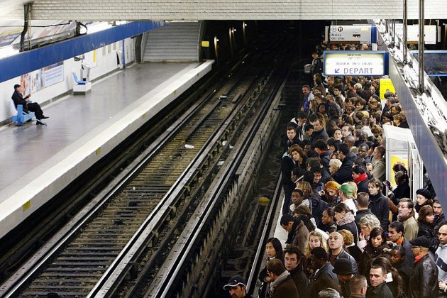 A la RATP, une grève monstre contre la réforme des retraites