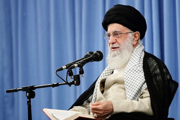 Iran : "Il n'y aura aucune négociation avec les Etats-Unis", dit le guide