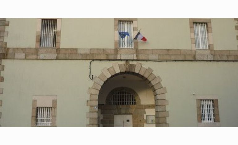 Cherbourg : une bibliothèque pour les détenus de la maison d'arrêt
