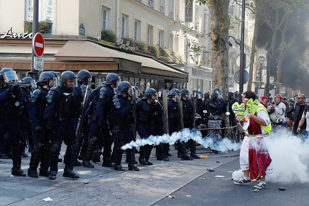 Manifestations à Paris samedi: 158 personnes placées en garde à vue selon le parquet