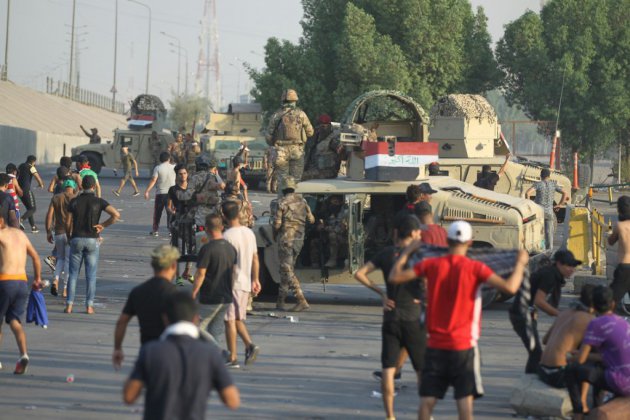 Irak: les forces de sécurité tirent sur des dizaines de manifestants à Bagdad