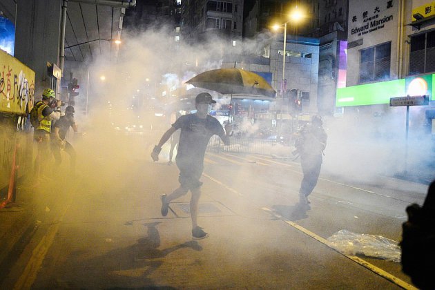 Hong Kong: le gouvernement envisage de limiter l'accès à internet