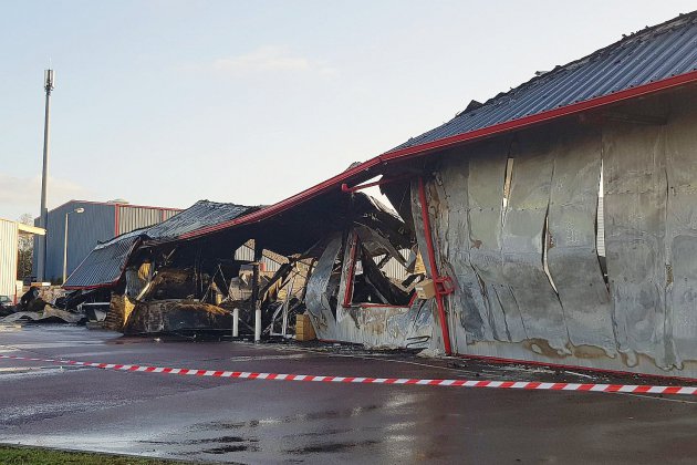 Cormelles-le-Royal. Un magasin de motos détruit par un incendie dans la nuit