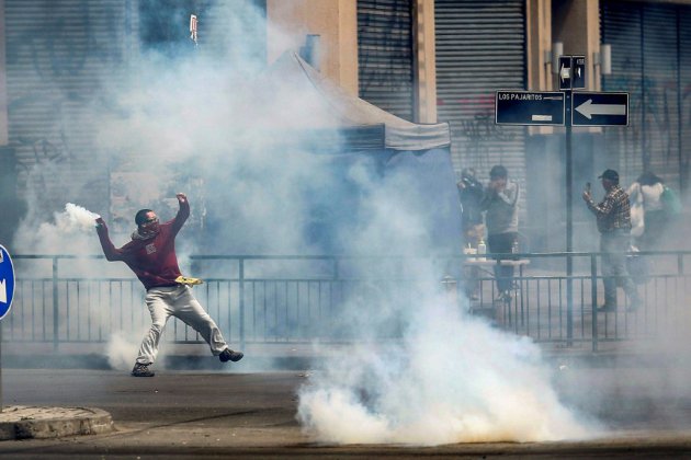 Chili : affrontements entre manifestants et forces de l'ordre à Santiago